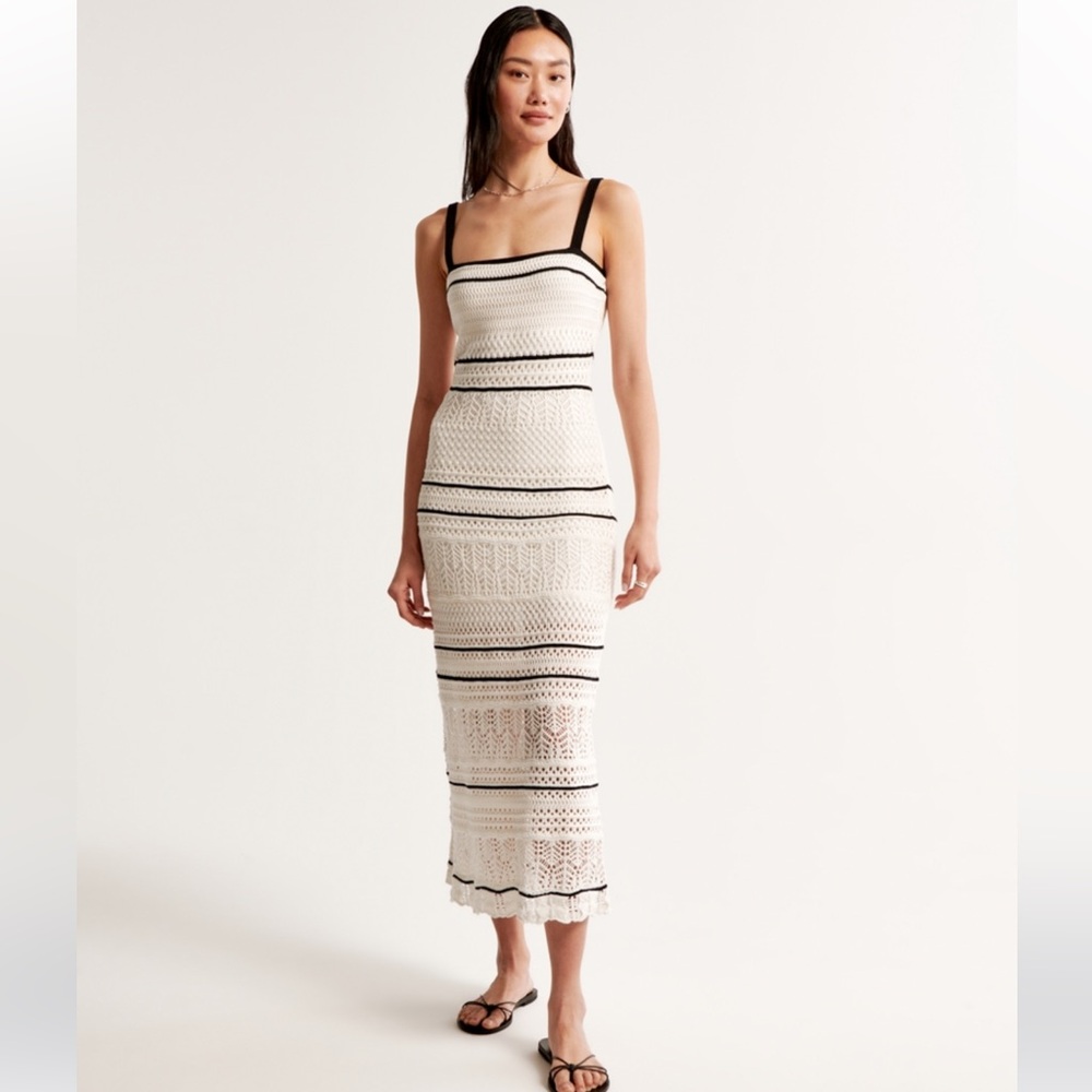 Abercrombie Crochet maxi // Size M